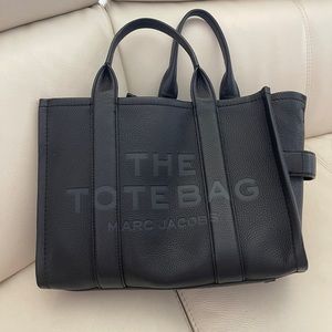 Marc jacobs leather tote bag